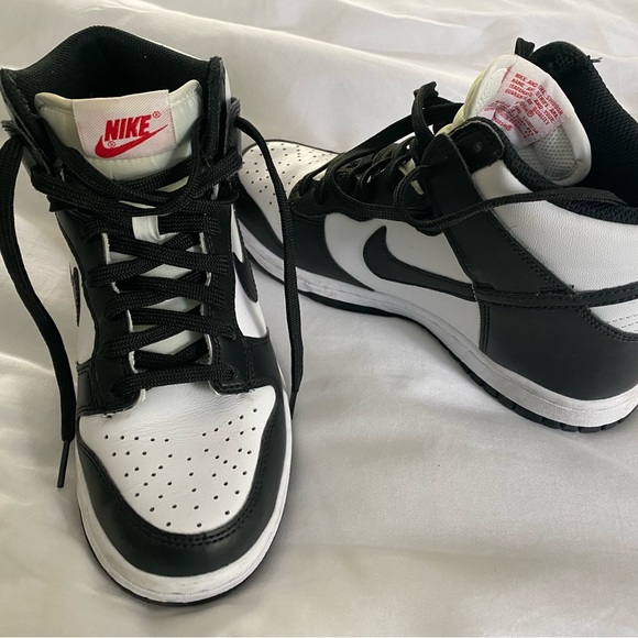 Jordan 1’s high top dunks panda - Picture 2 of 2